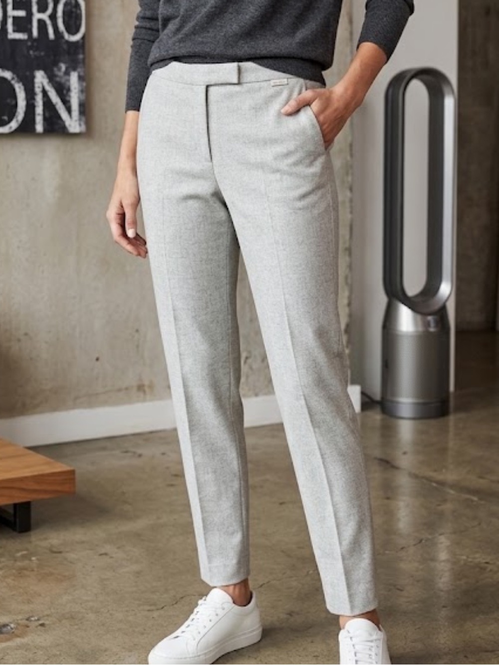 🥑Peserico Gray Trouser Pants lightweight stretch knit ankle flat front